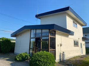 北見市　T様邸　屋根塗装（２液シリコン）・外壁塗装工事（シリコン）