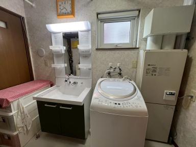 北見市 I様邸 玄関ドア(K2)・洗面台(ピアラ) ・エコジョーズ交換工事