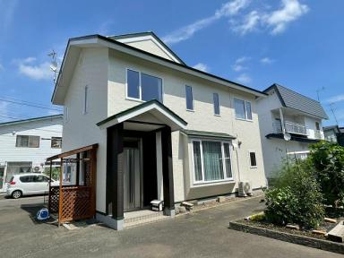 住まいの雰囲気はそのままに、性能と美しさをアップグレード！外装フルリフォーム事例をご紹介
