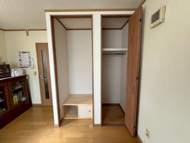 今日はクローゼットの改修工事をご紹介します！
